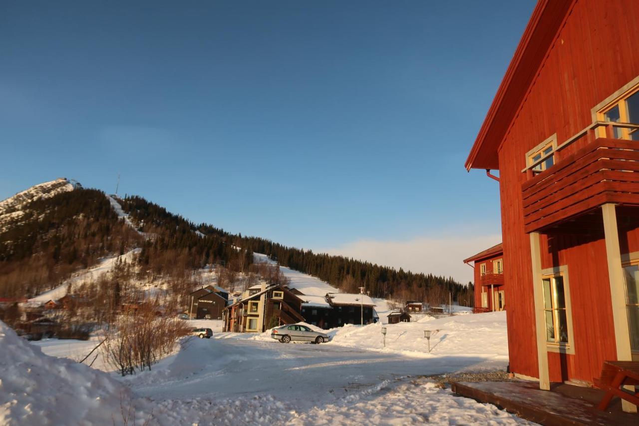 Funaesdalsporten Roeda Husen Funaesdalen Zewnętrze zdjęcie
